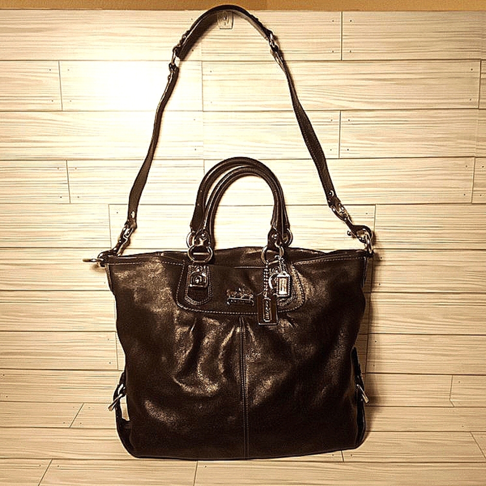 Large coach tote bag